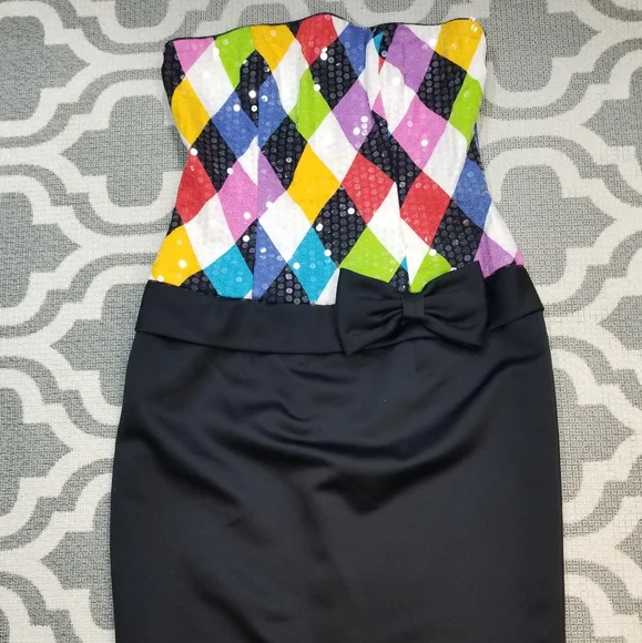 Jenna Benjamin Strapless Sequin Dress - Picture 1 of 3